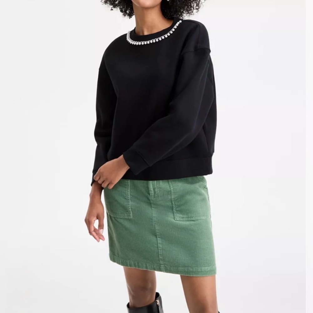 On 34th Fleece Sweatshirt with Pearl Embellished Neckline, Crewneck, size L - Picture 2 of 8
